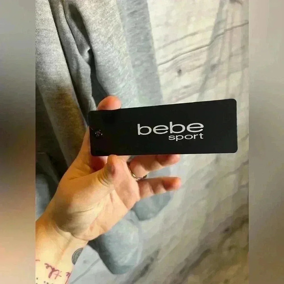 Bebe logo hoodie sweater NWT - Picture 3 of 7